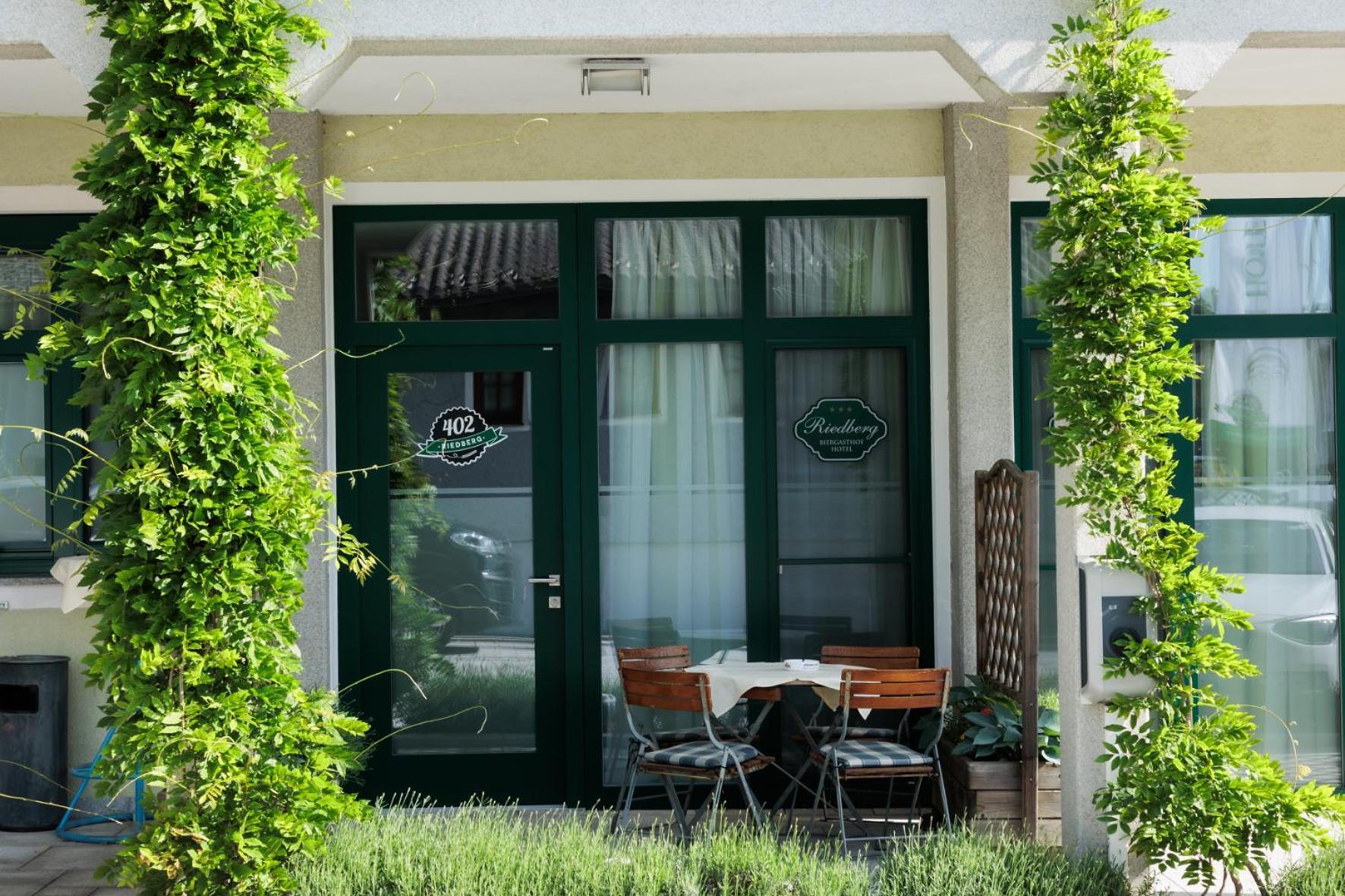 Biergasthof Riedberg Ried im Innkreis Exterior photo